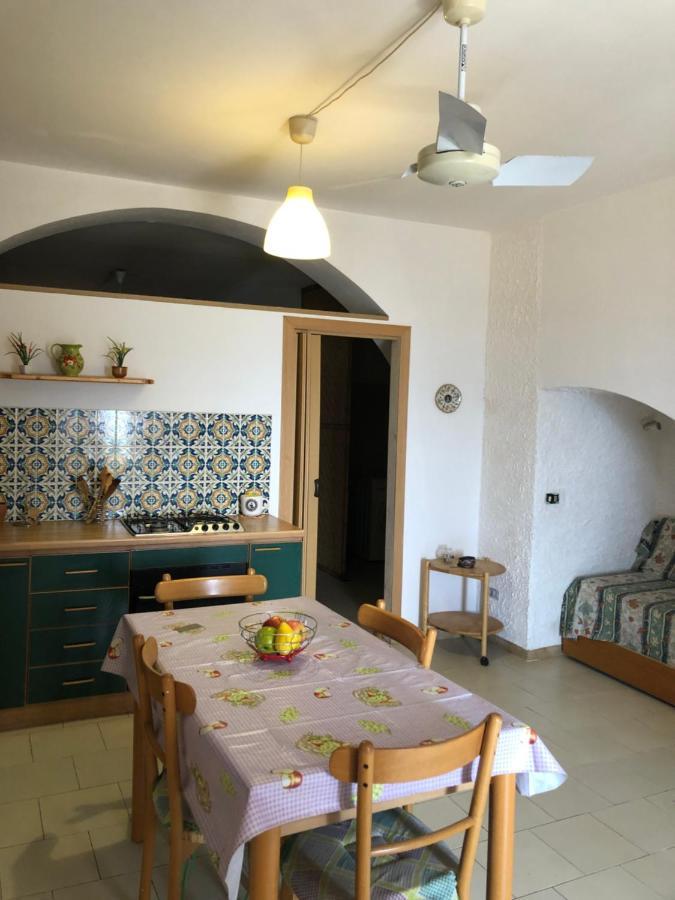 Hostel Beach House Giardini Naxos Dış mekan fotoğraf