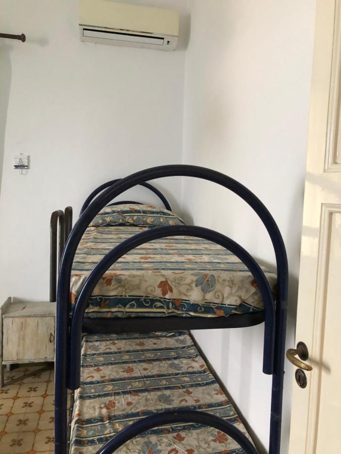 Hostel Beach House Giardini Naxos Dış mekan fotoğraf