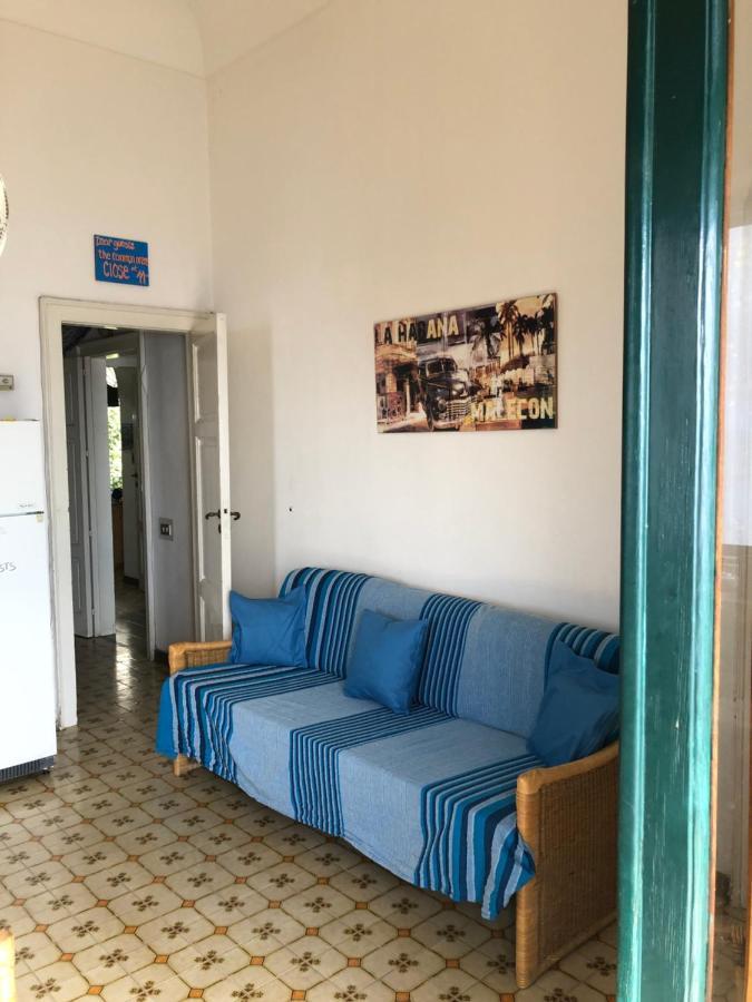 Hostel Beach House Giardini Naxos Dış mekan fotoğraf